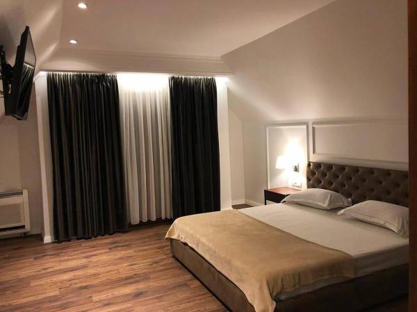 Superior Double Room - Accommodation