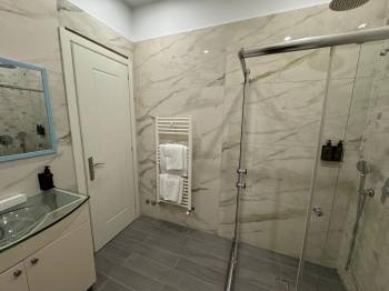 Twin Room3