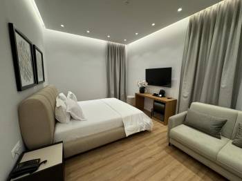 Deluxe Double Room with Extra Bed2