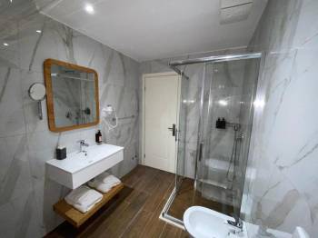 Double Room with Extra Bed3